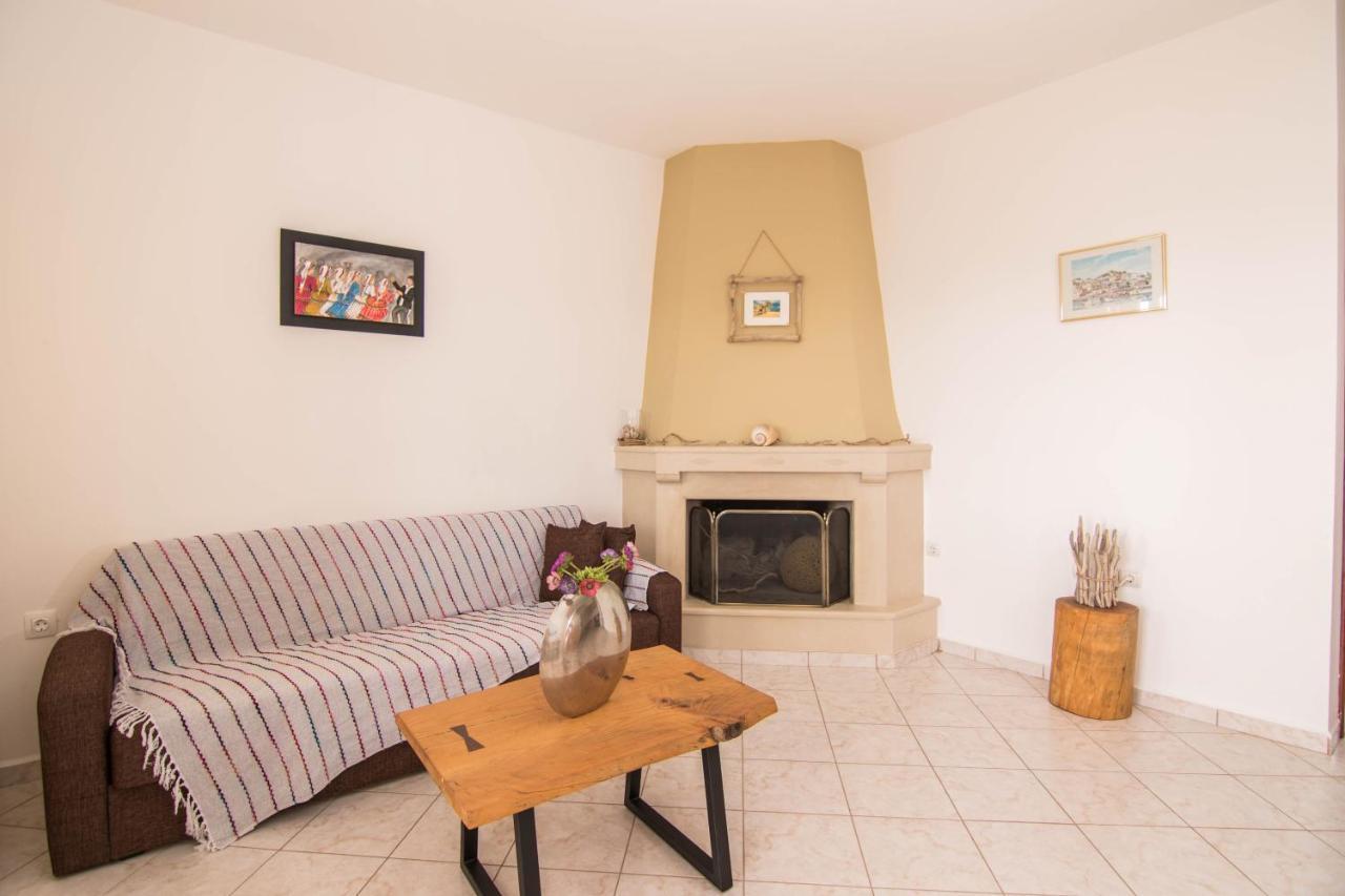 Fedra Apartments, View, Free Parking, 2Mins To Beach Paleocastro Esterno foto