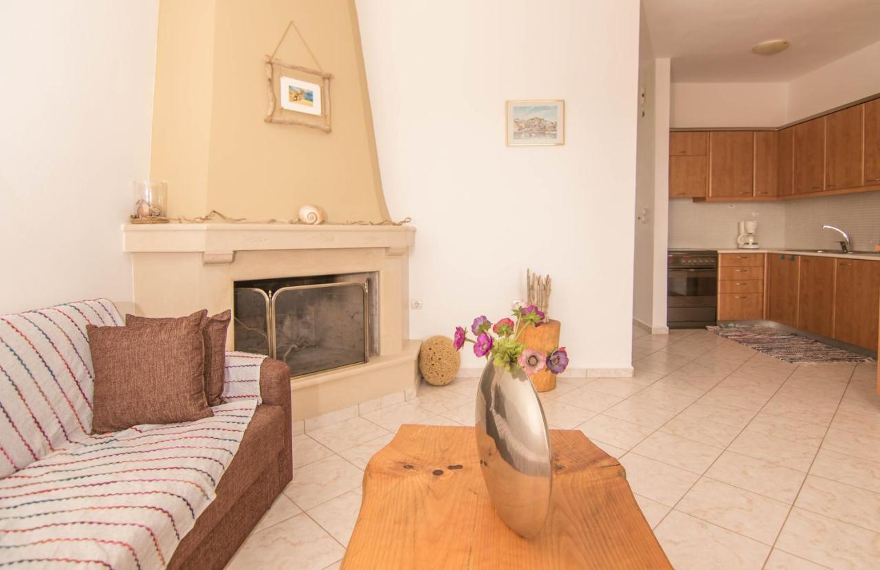Fedra Apartments, View, Free Parking, 2Mins To Beach Paleocastro Esterno foto