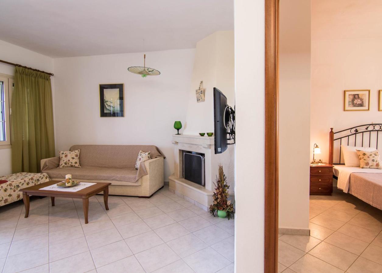 Fedra Apartments, View, Free Parking, 2Mins To Beach Paleocastro Esterno foto