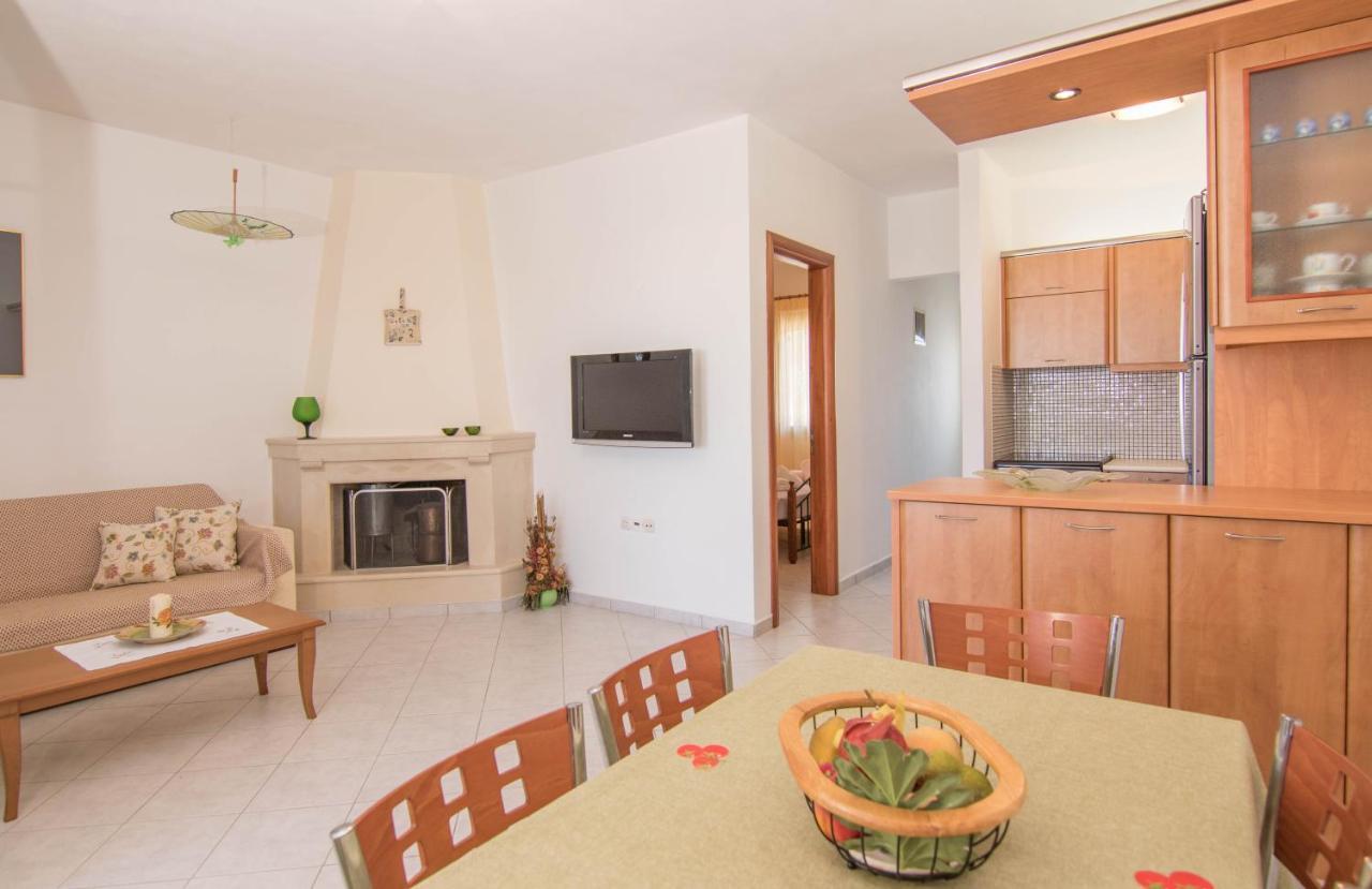 Fedra Apartments, View, Free Parking, 2Mins To Beach Paleocastro Esterno foto